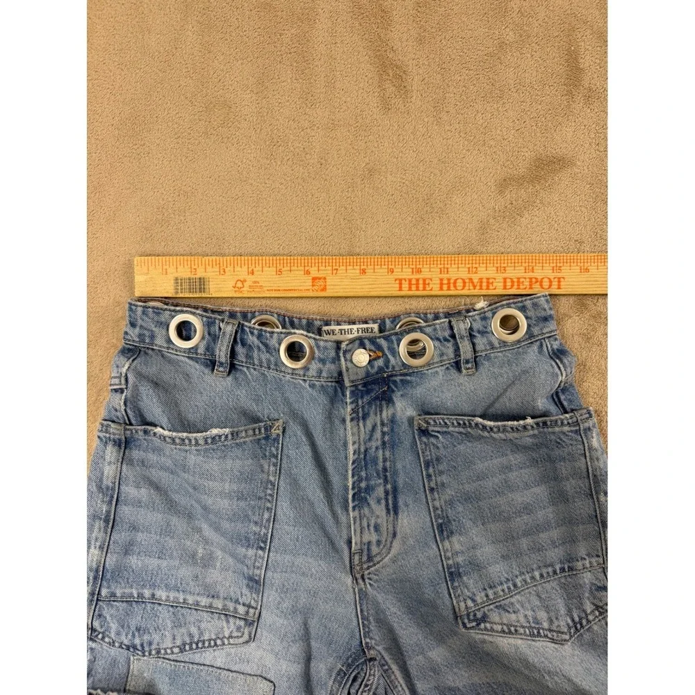 We The Free Moxie Low Rise Barrel Jeans‎ Light Wash 25(30) Blue Patchwork  EUC